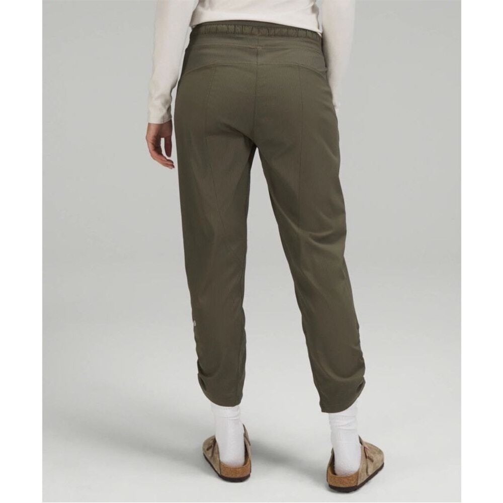 Lululemon Athletica Dance Studio Pant - Picture 4 of 9